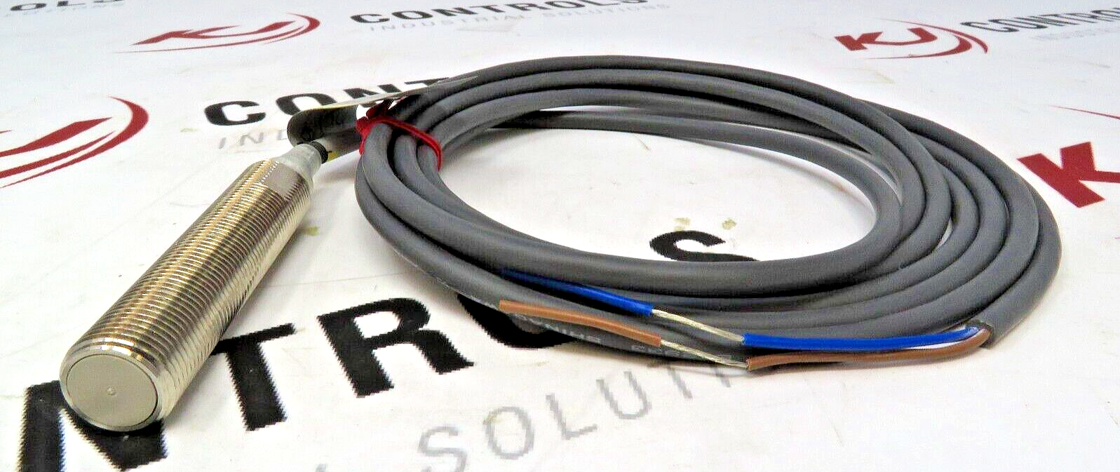 Omron E2E2-X2Y1-US Proximity Sensor, M12, 2mm, 24-240VAC, Shielded, IP67