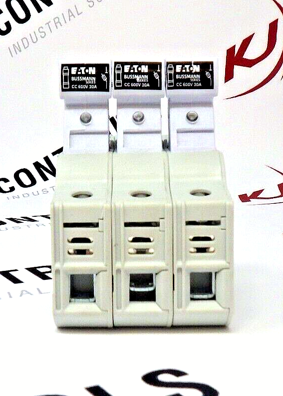 Eaton Bussmann CHCC3DIU 3-Pole 30A 600V Class CC Fuse Holder with Indicator