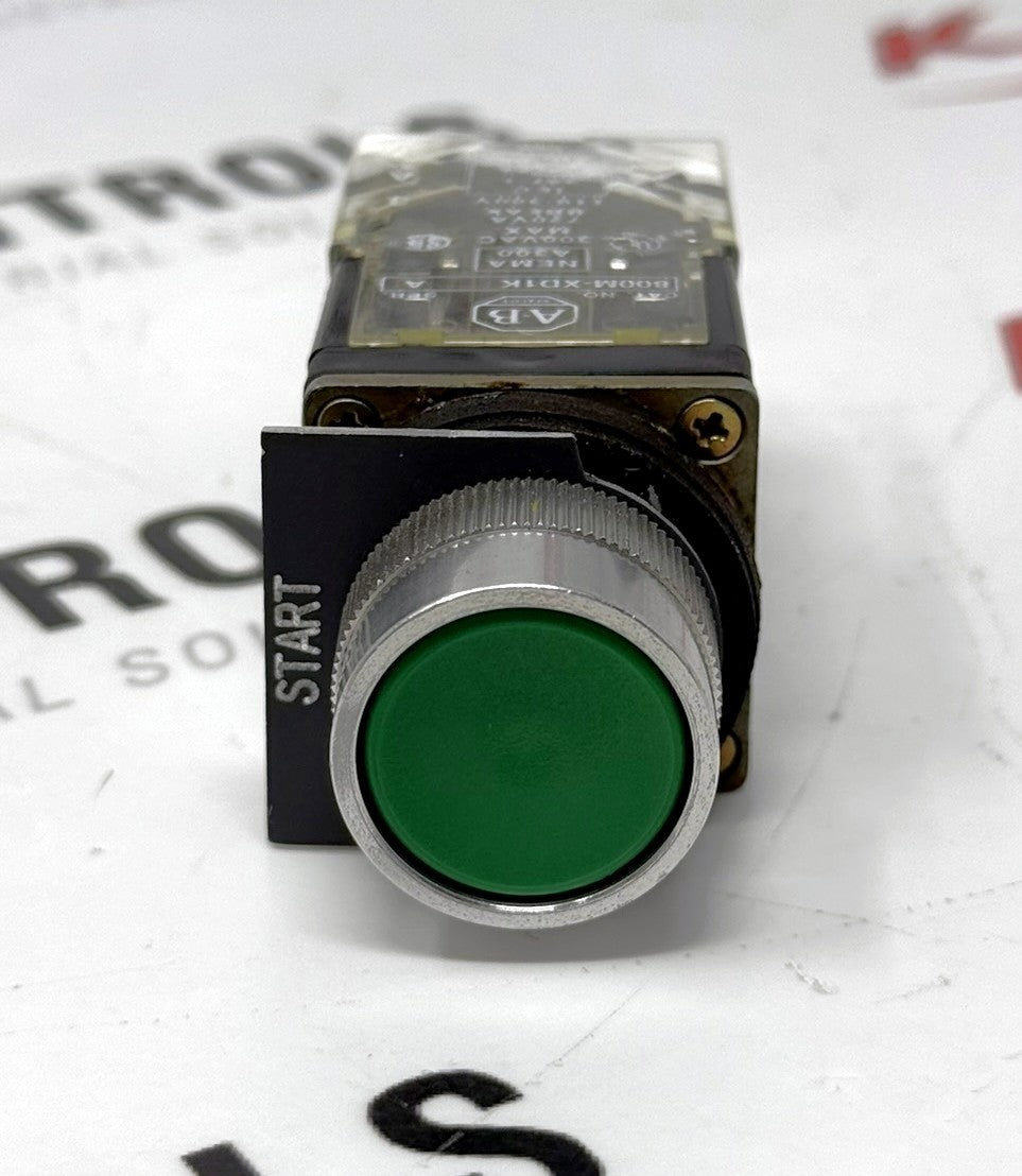 Allen-Bradley 800MR-A1 22.5mm Green Flush Momentary Pushbutton Operator1