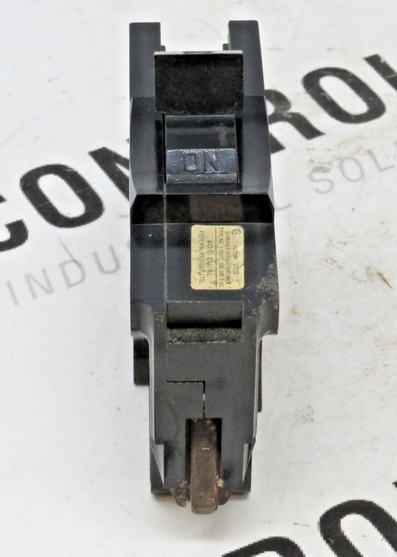 Schneider Electric Federal Pioneer NA115 15A 1P 120/240V Breaker NA3