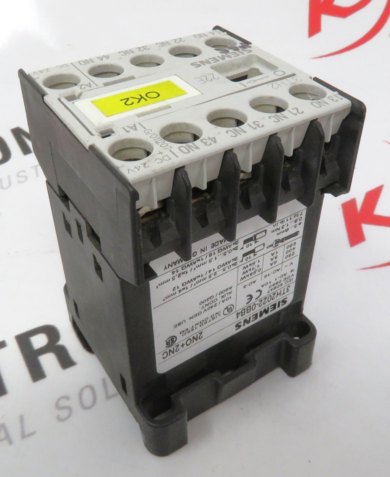 Siemens 3TH2022-0BB4 Contactor Relay 24VDC 2NO+2NC Screw Terminal1