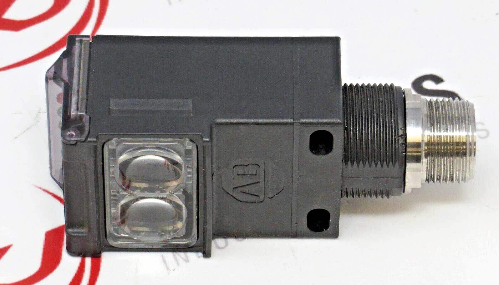 Allen-Bradley 42GRP-9002-QD Photoelectric Sensor, 70-264V AC/DC, 1.52m Diffuse