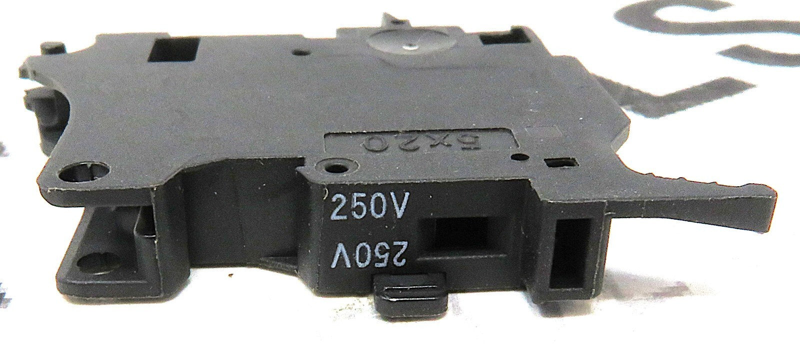 Phoenix Contact P-FU5X20 5x20mm Fuse Block 250V DIN Rail Terminal ( Lot of 27 )2