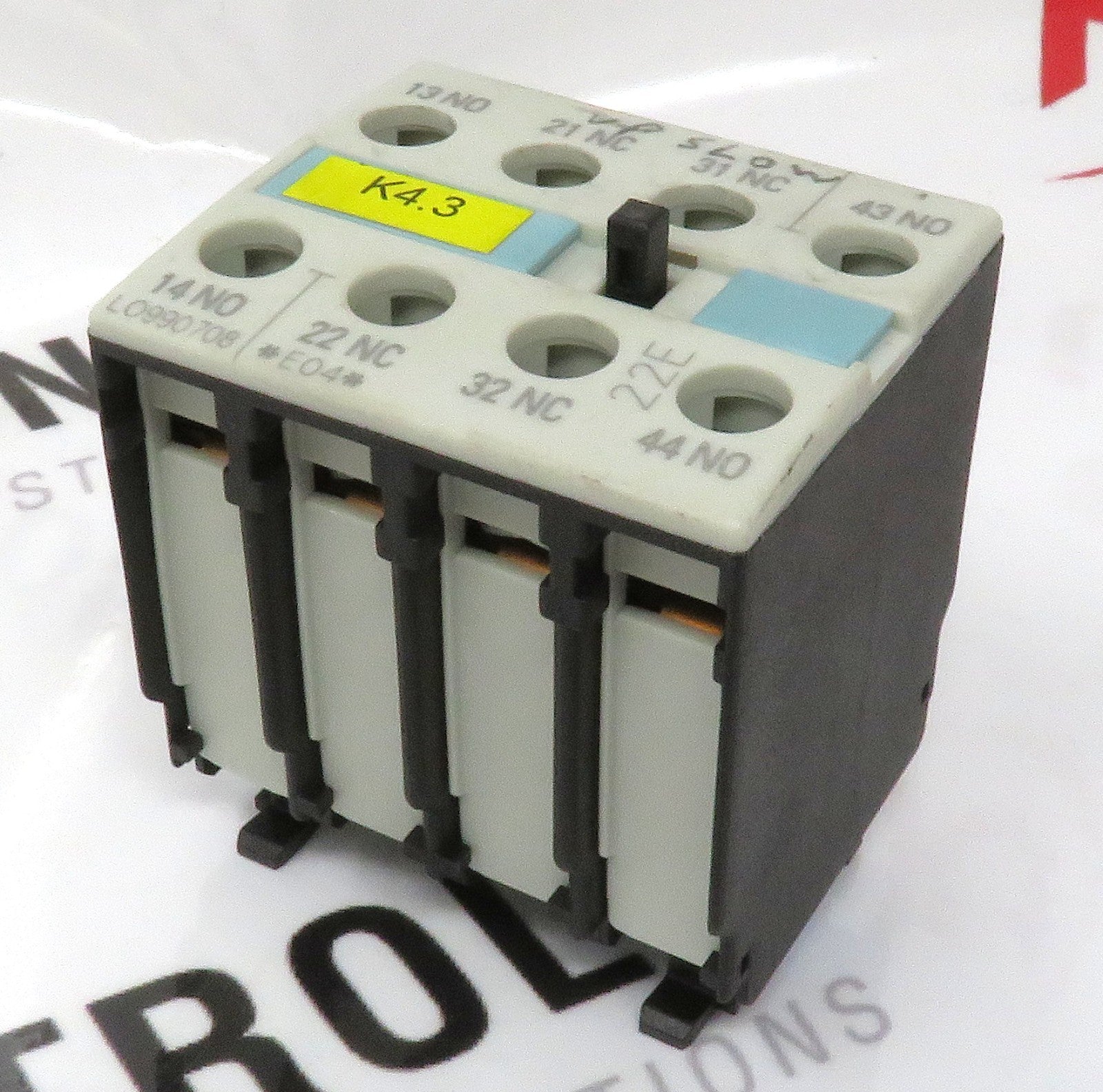 Siemens 3RH1921-1HA22 Auxiliary Contact Block 4-Pole 2NO/2NC 690V 6A0