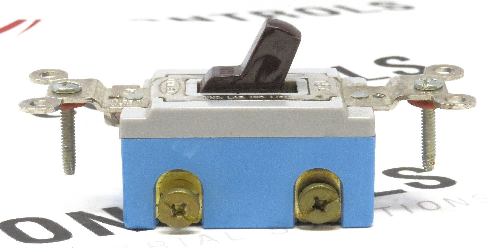 Hubbell Series 1200 15A 120/277V AC Toggle Switch Heavy Duty0