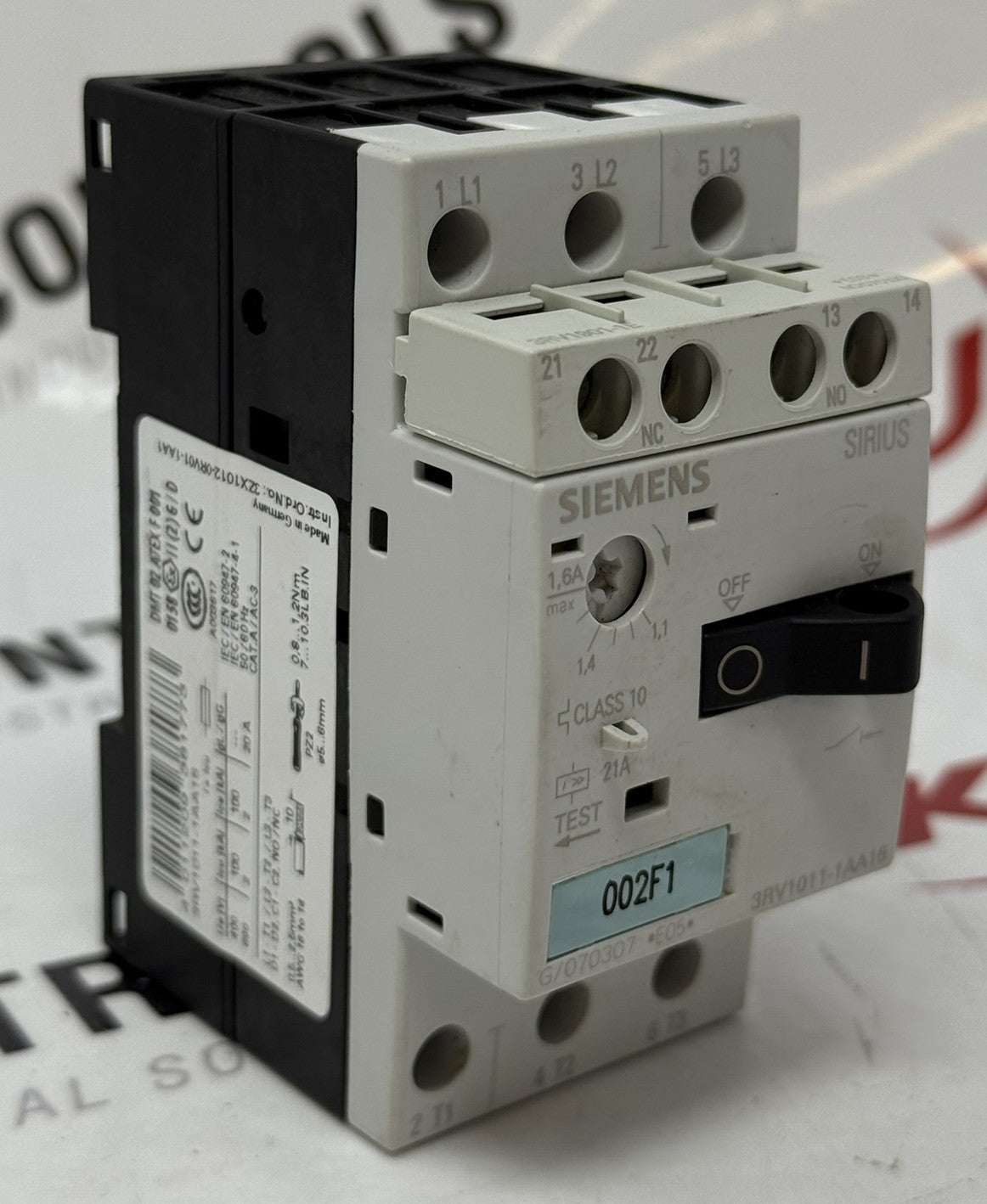 Siemens 3RV1011-1AA15 Adjustable Circuit Breaker 1.1-1.6A 690V 3-Pole0