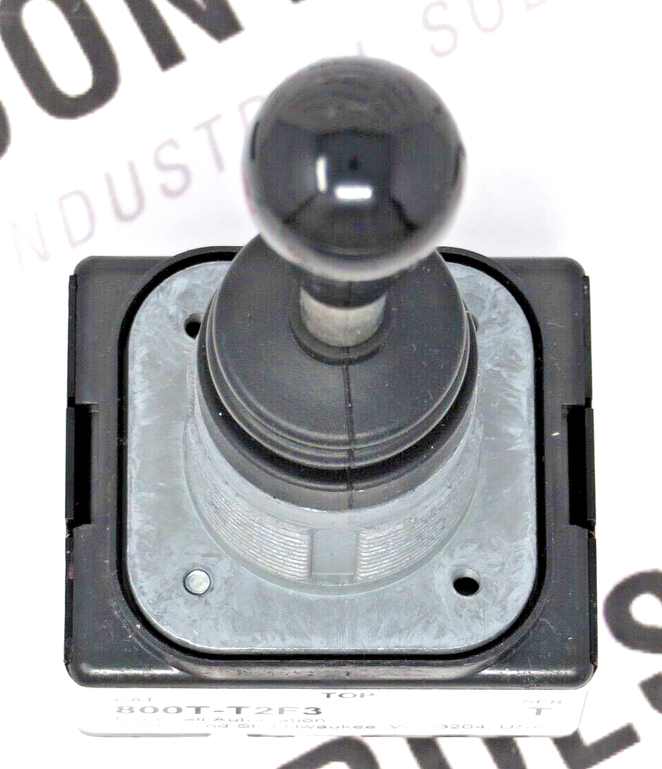 Allen-Bradley 800T-T2F3 30mm Two-Way Toggle Switch Left-Spring Return Right-SP
