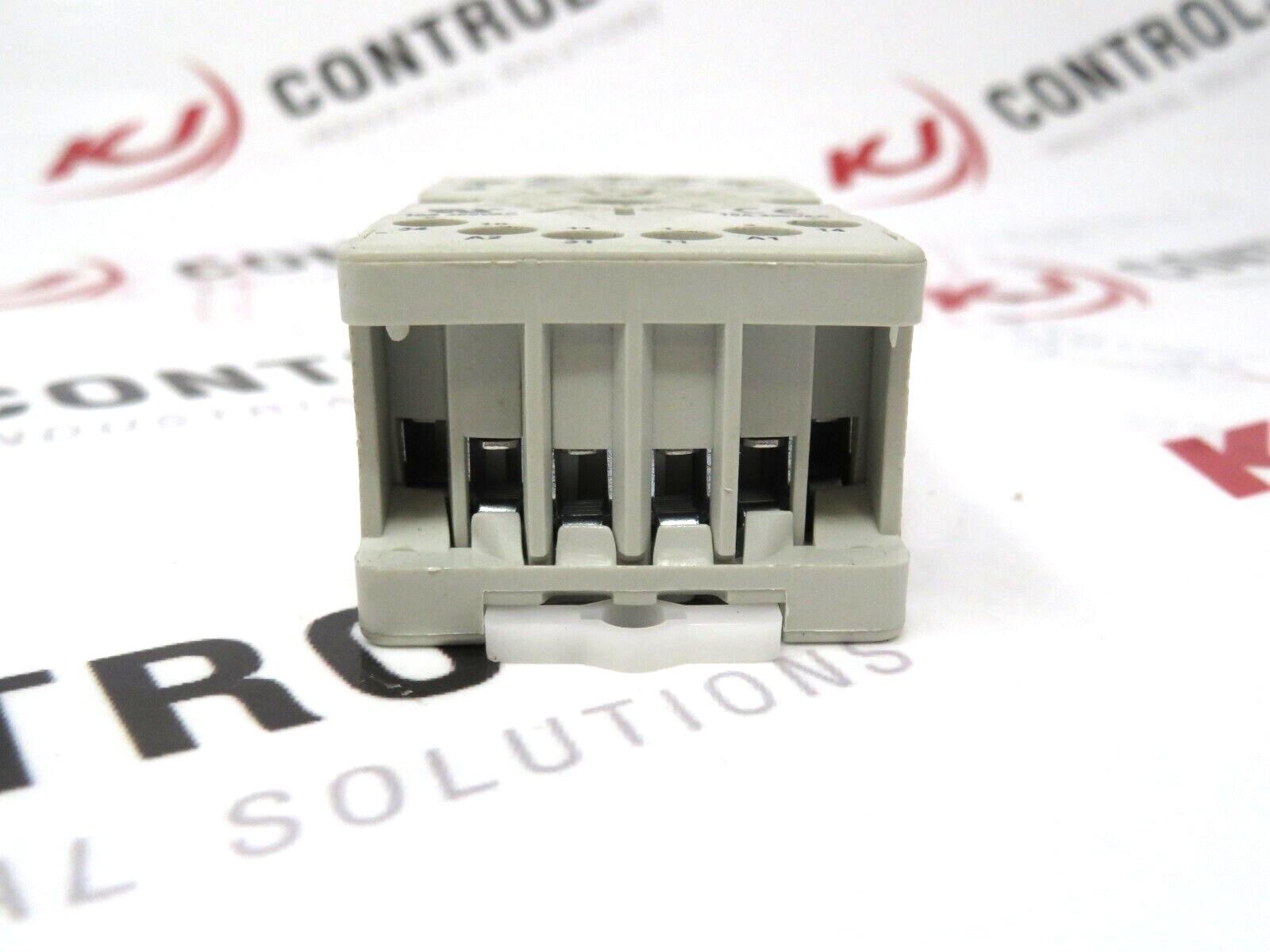 Allen-Bradley 700-HN101 Socket 11Pin 10A 300/400VAC Tube Base Screw Terminal