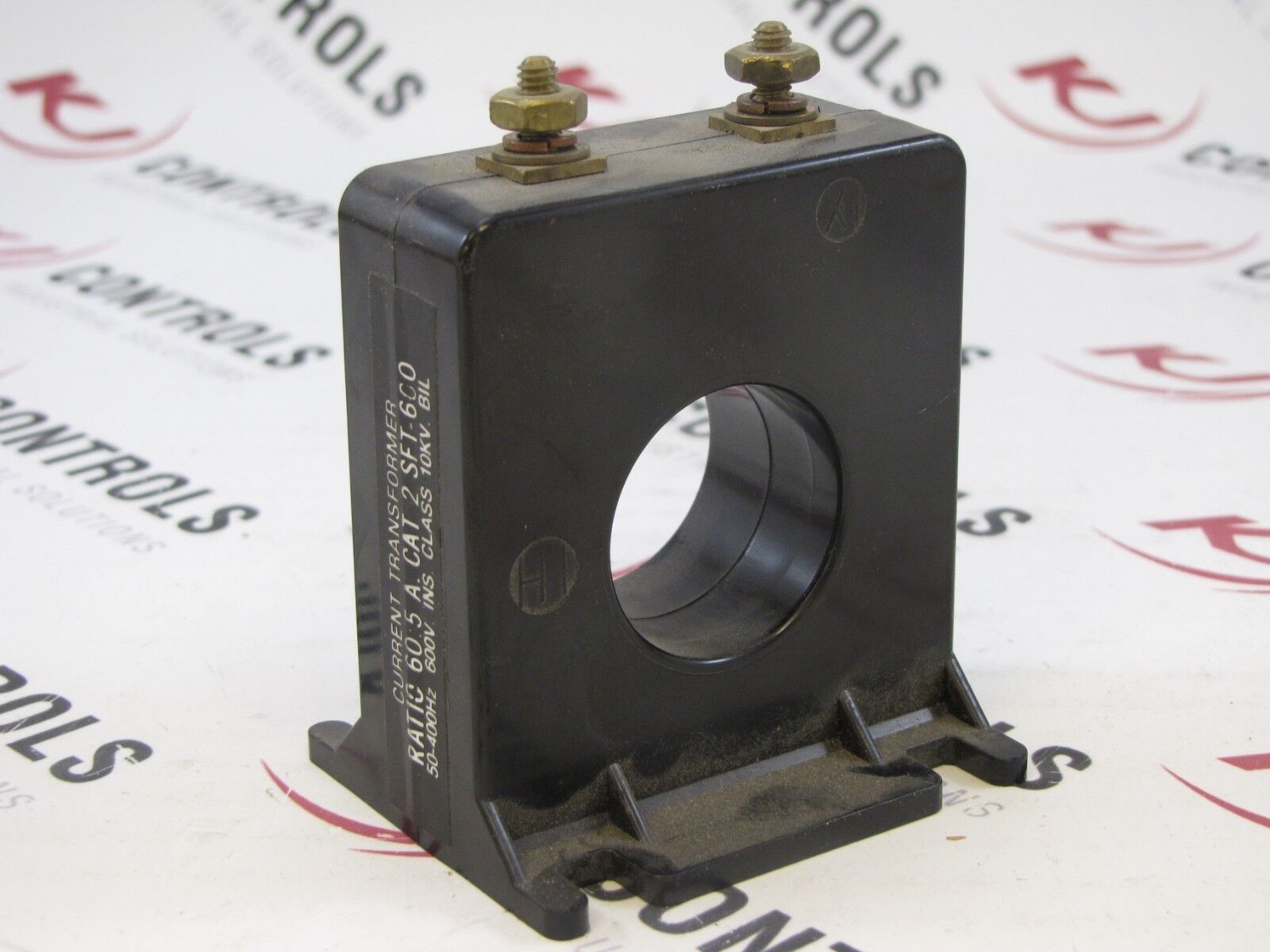 Current Transformer 2SFT-600 Ratio 60:5 50-400Hz 600V