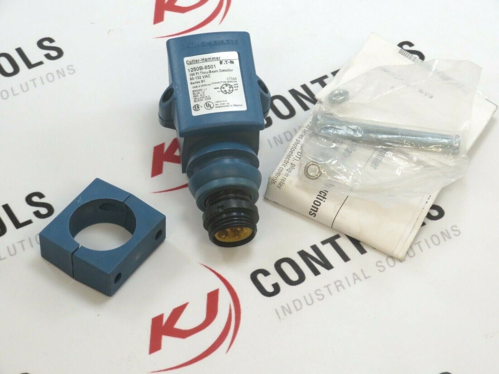 Eaton Cutler-Hammer 1250B-6501 Thru-Beam Photoelectric Sensor 100FT 115VAC