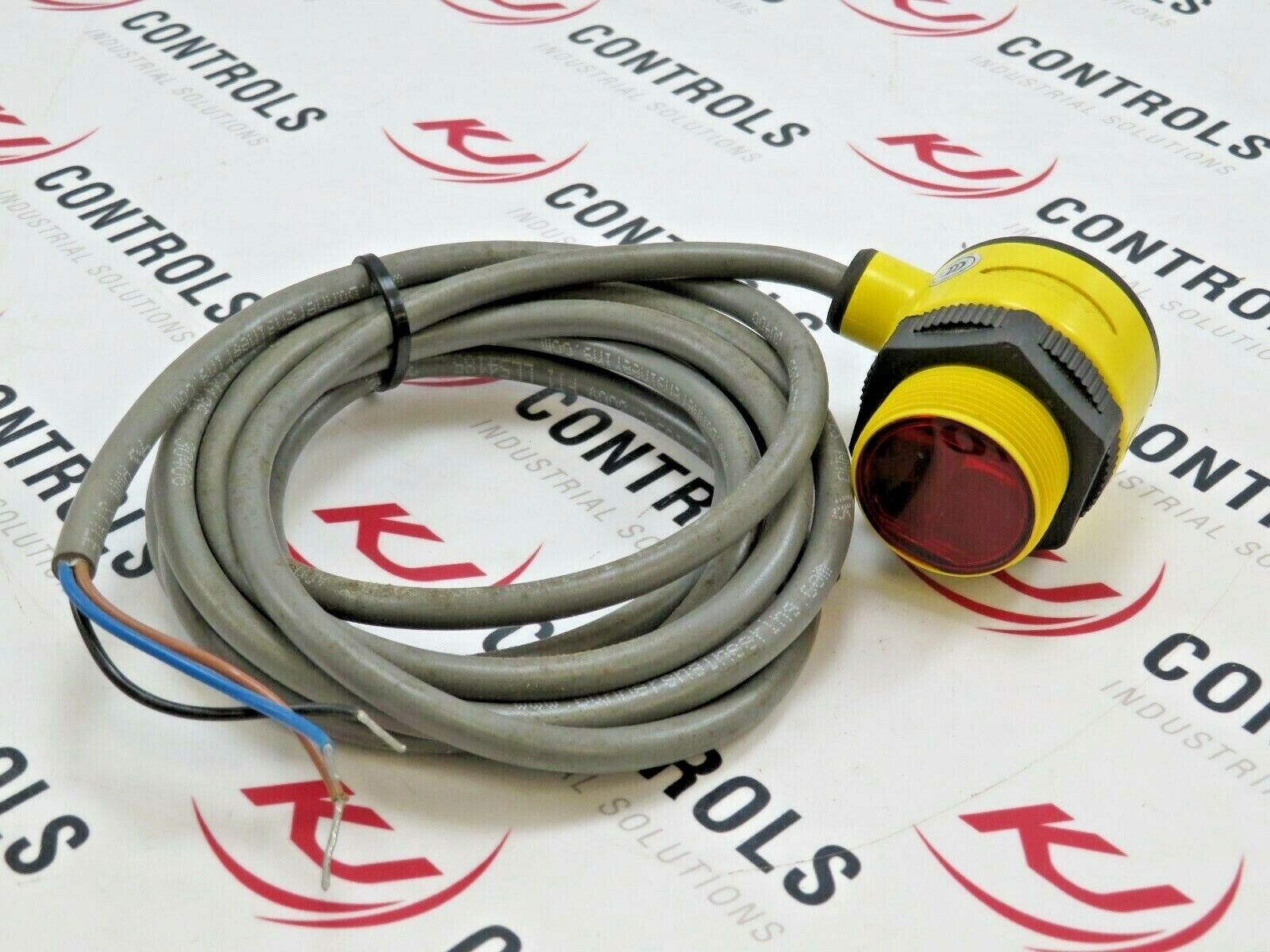 Banner T30AW3LP EZ-Beam T30 Series Photoelectric Sensor 20-250VAC