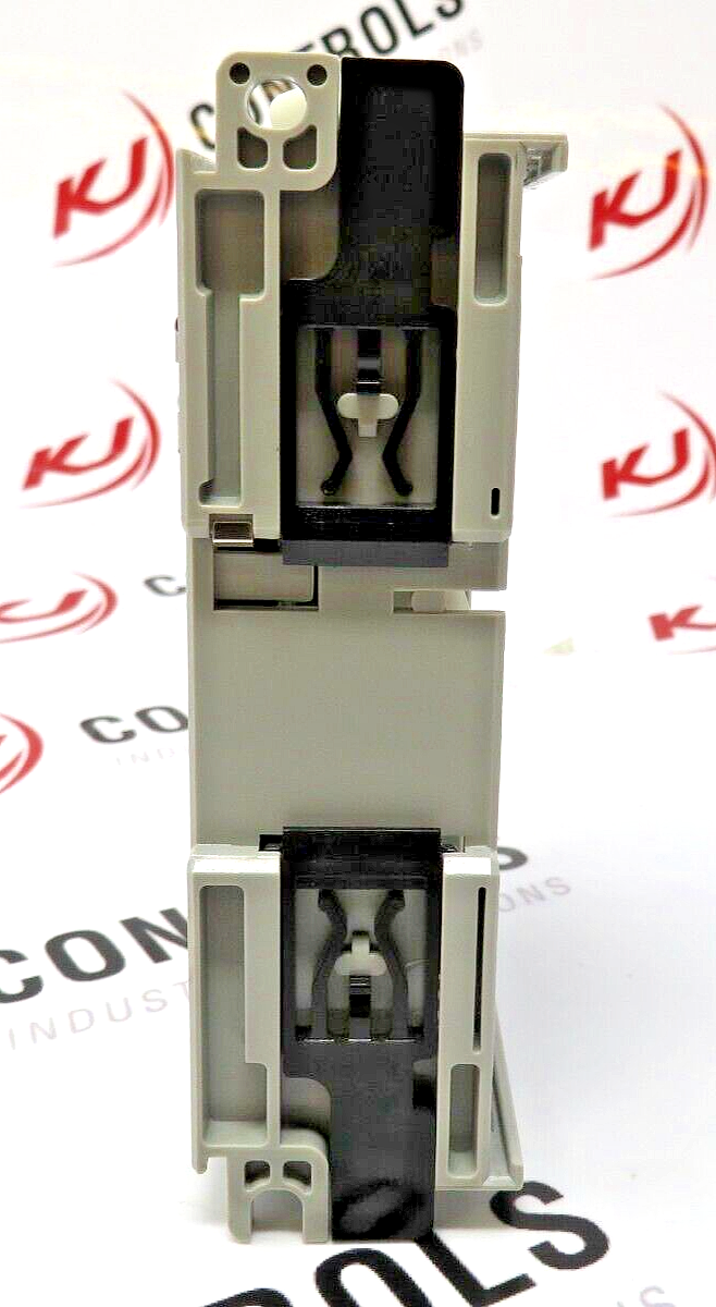 Allen-Bradley 1769-OW8I CompactLogix 8-PT. Digital Output Relay Contact Module