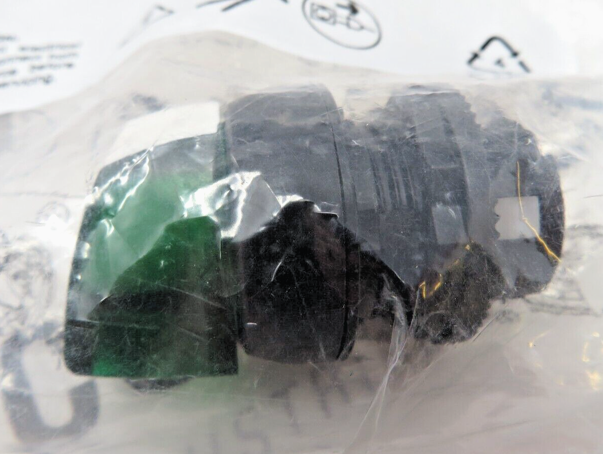 Allen-Bradley 800FP-LSM33 Green Illuminated Selector Switch 22.5MM Series A