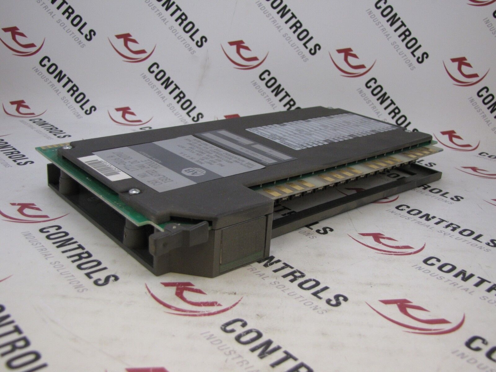 Allen-Bradley 1771-OQ16 Output Module Isolated 10-32VDC PLC-5 Series A