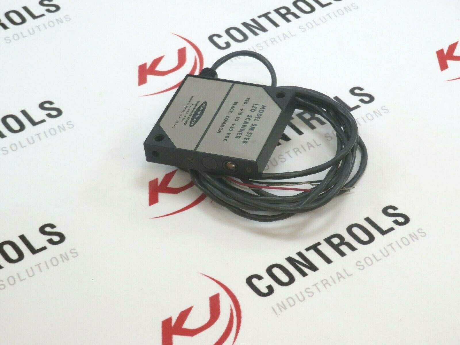 Banner Engineering SM51EB LED Scanner Photoelectric Emitter 10-30VDC 8M Range