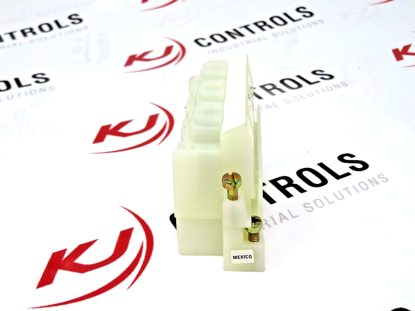 Allen-Bradley 1492-ED103 Panel Mount Terminal Block 3-Pole 60A 600VAC NEMA/EEMAC