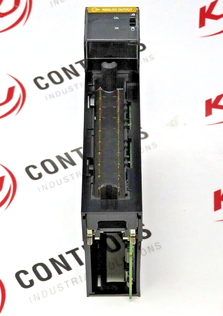Allen-Bradley 1756-OF8 ControlLogix Analog 8-Point Output Module Series A
