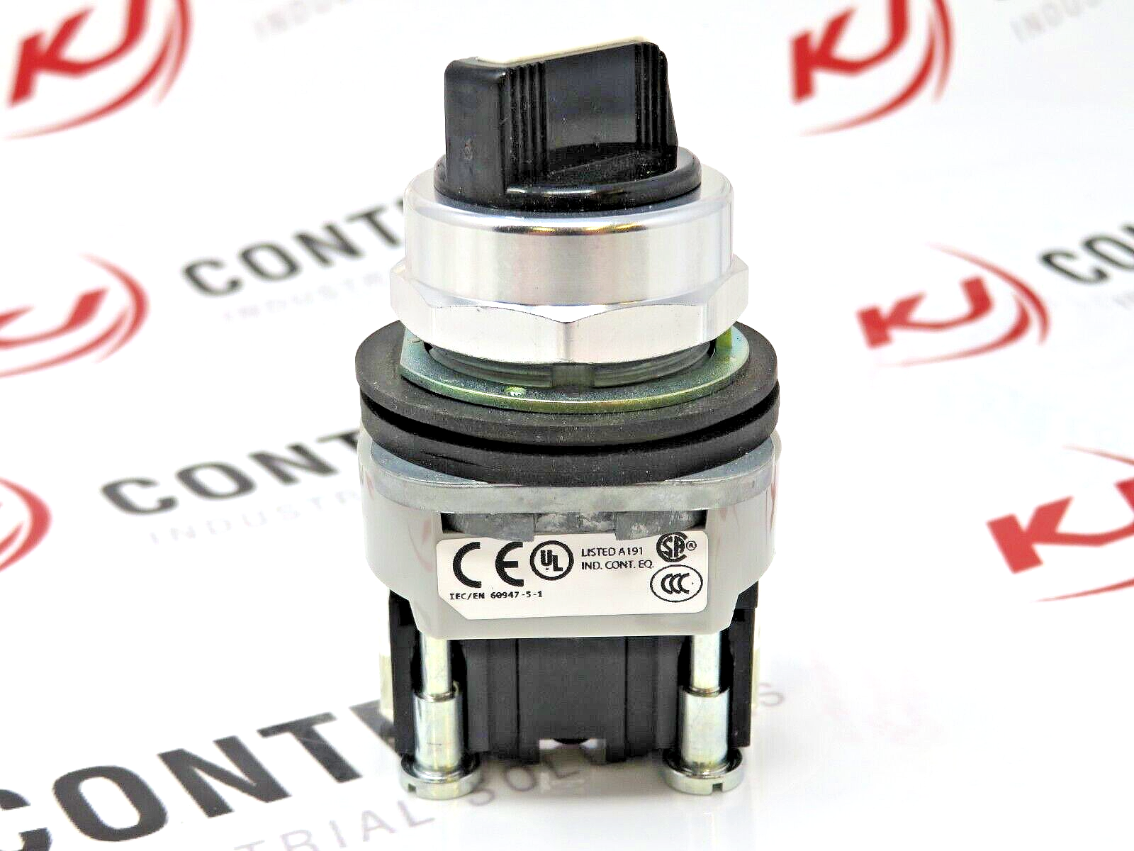 Allen-Bradley 800T-J2A 3-Position Non-Illuminated Selector Switch (SPDT) 30 MM