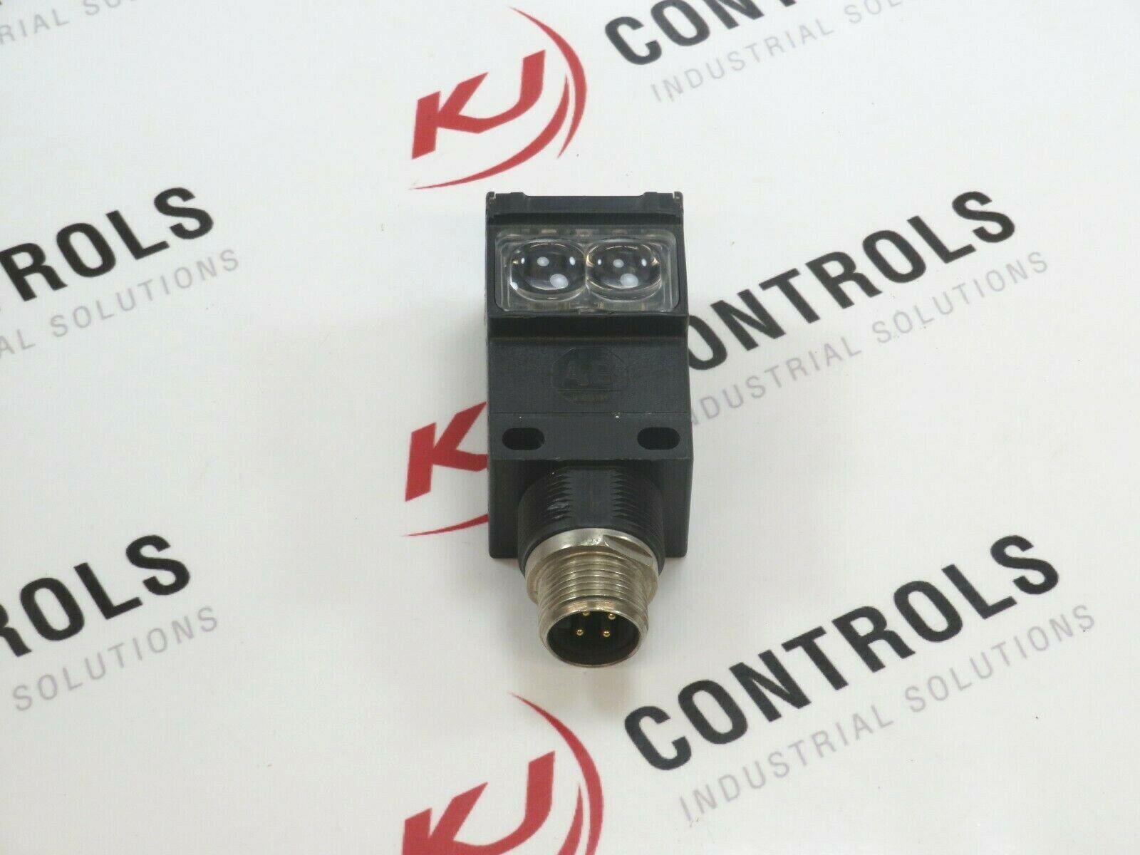 Allen-Bradley 42GRU-9000-QD1 Photoelectric Sensor Retroflective 10-40VDC 30FT