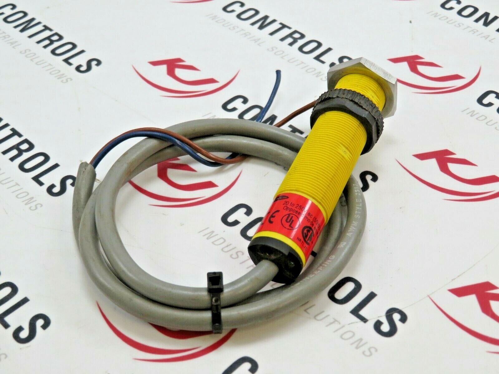 Banner S183E Photoelectric Sensor 20M Range 20-250VAC