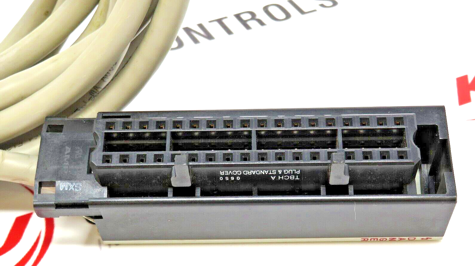 Allen-Bradley 1492-ACABLE050UB 5.0 Meters 16.4 Feet Pre-wired Analog Cable