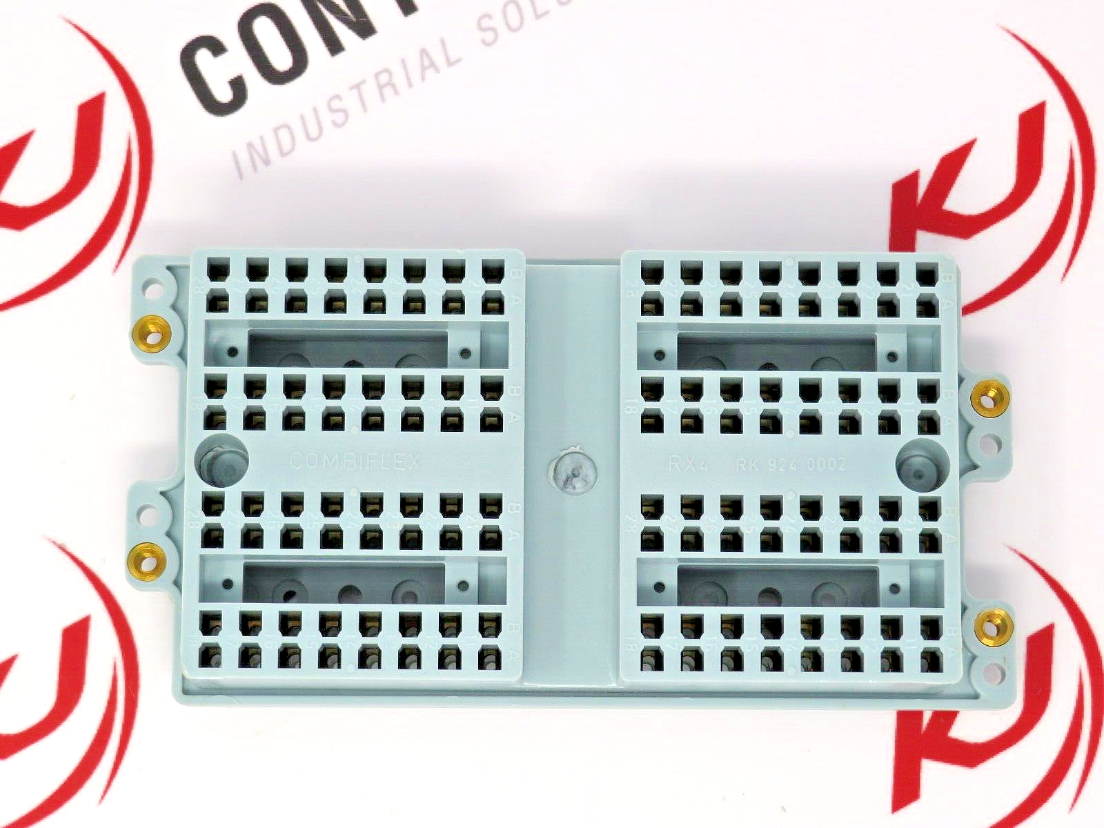 ABB - Asea Brown Boveri Combiflex RK 924 0002 RX4 Terminal Base