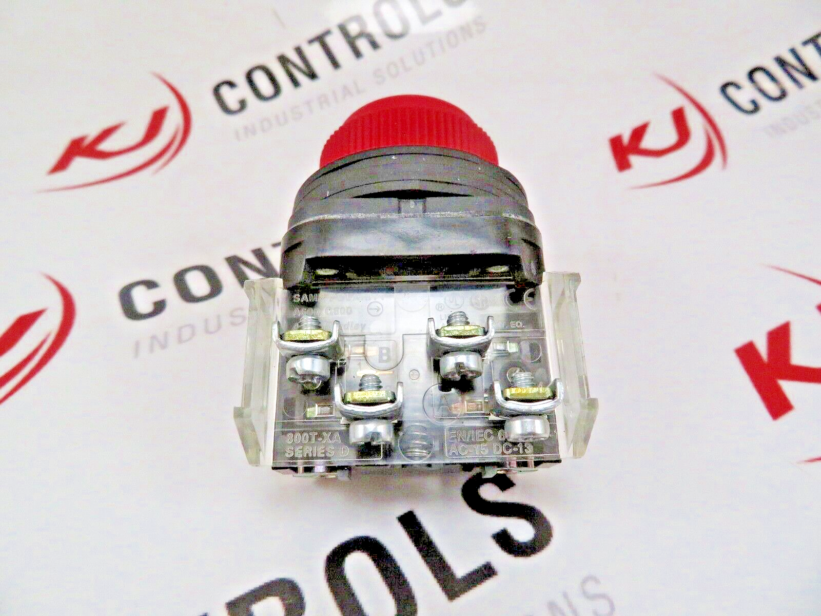 Allen-Bradley 800H-R6A Red Push Button Unit