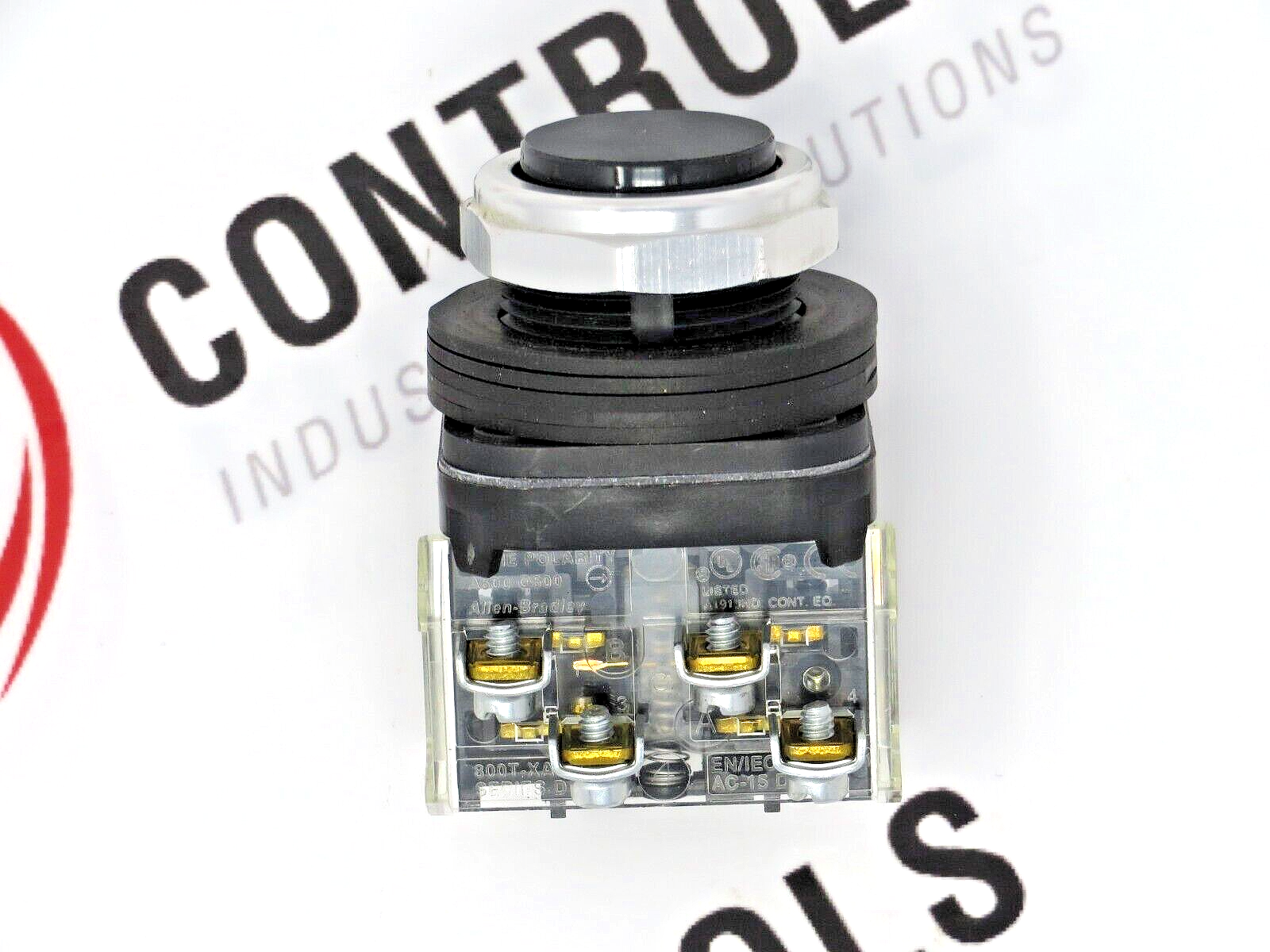 Allen-Bradley 800H-R2A 30MM Black Momentary Push Button 1NO/1NC Non-Illuminated