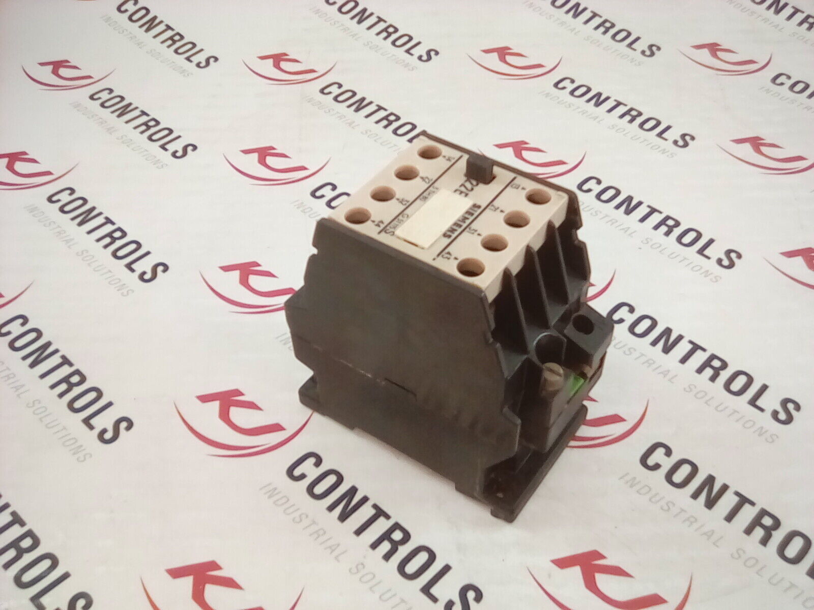 Siemens 3TH80 22-0A Contactor 110V 50/60Hz Coil