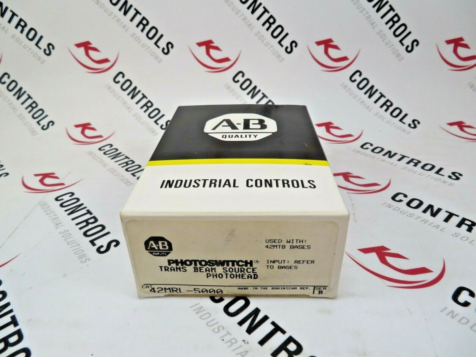 Allen-Bradley 42MRL-5000 Photo Switch Photoelectric Sensor 25.4MM-171M Range