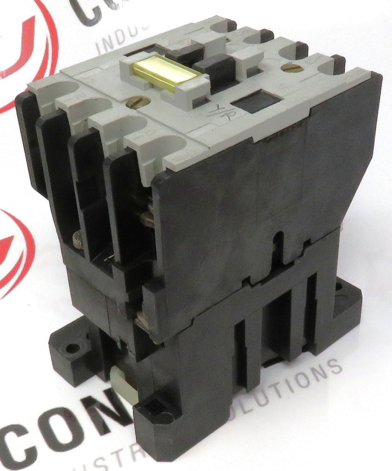 Allen-Bradley 100-A18ND3 IEC Contactor 18A 3-Pole 120V Coil 1NO1