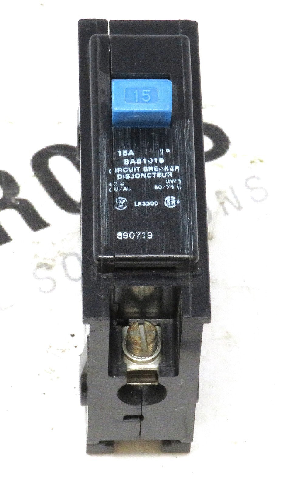 Hubbell Bryant BAB1015 15A 1-Pole 120/240V Bolt-On Circuit Breaker0