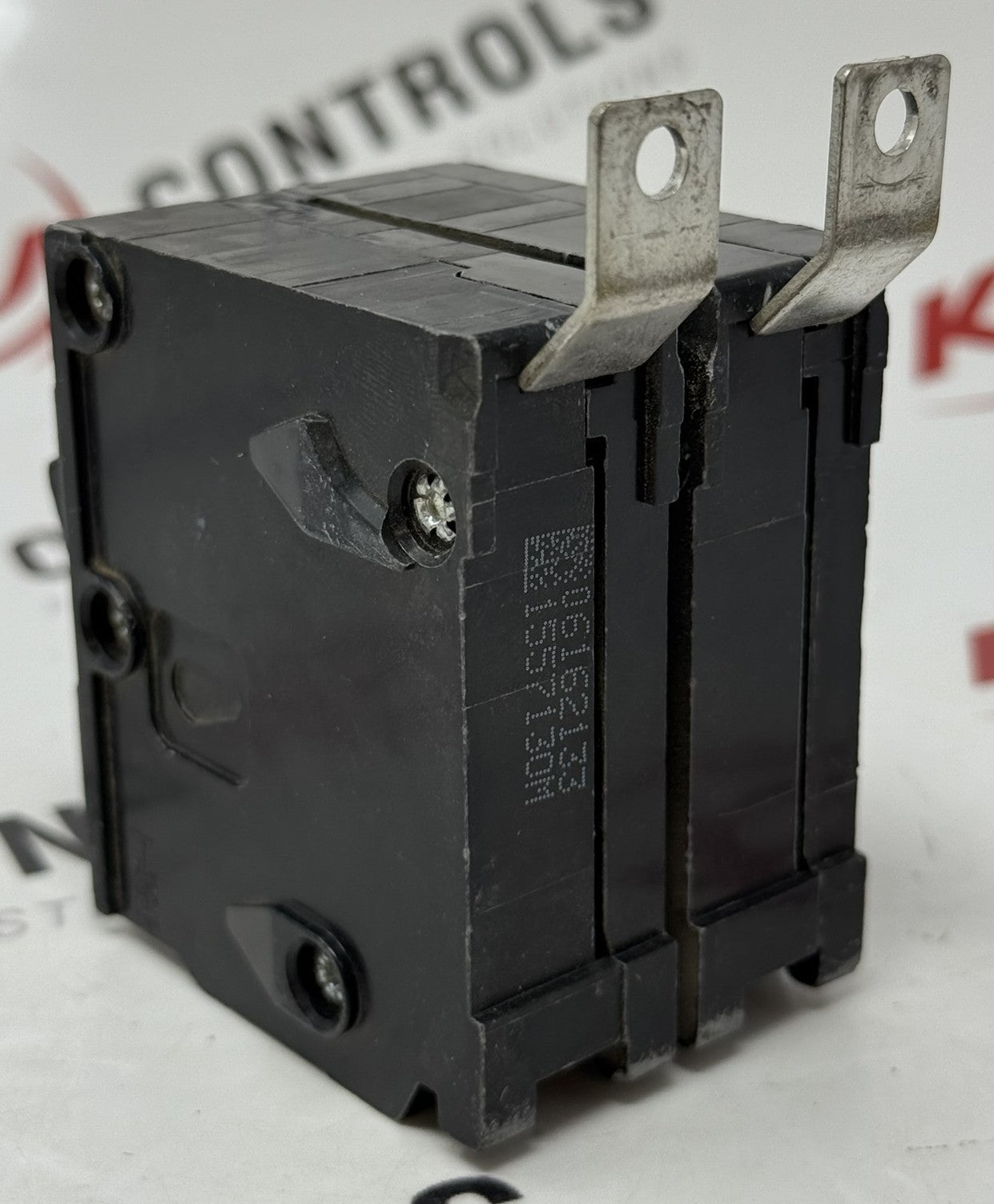 Siemens B220 20A 2-Pole Bolt-On Circuit Breaker 120/240VAC1