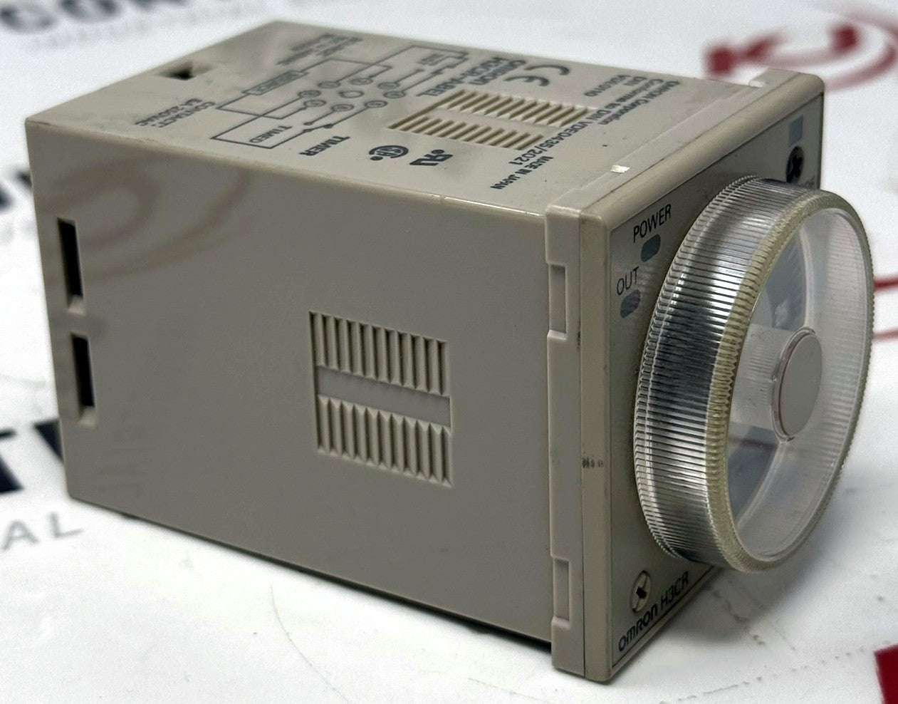 Omron H3CR-A8EL 8-Pin Timer Relay 100-240VAC 5A1