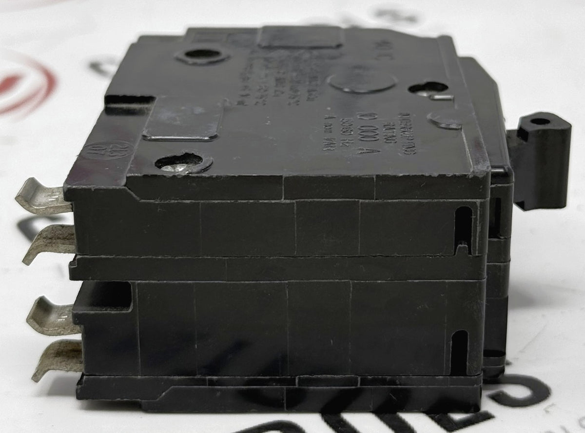 Square D QO215 2-Pole 15A 120/240VAC Plug-In Circuit Breaker4