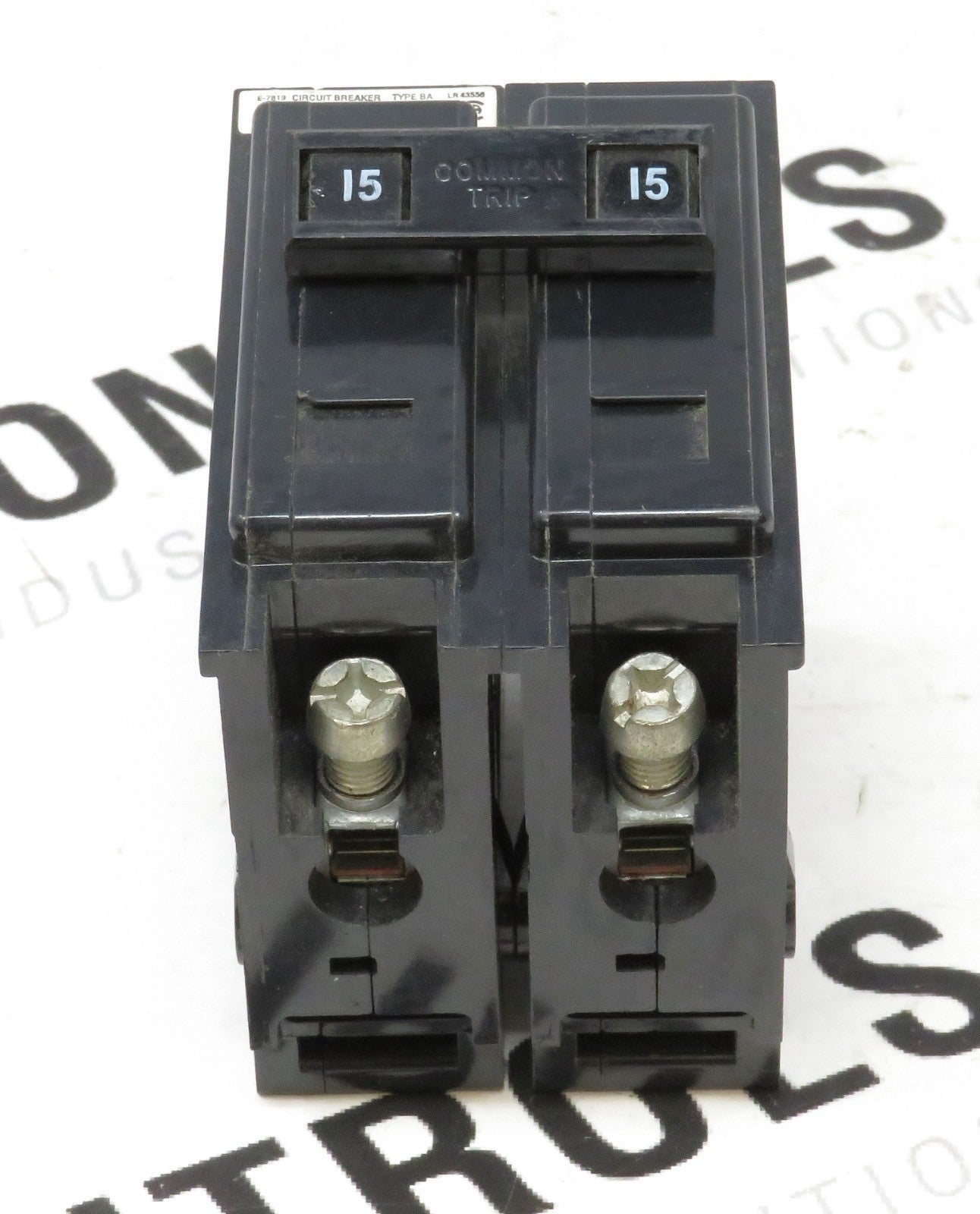 Eaton Cutler-Hammer BA2015 15A 2P 120/240V Bolt-On Circuit Breaker1