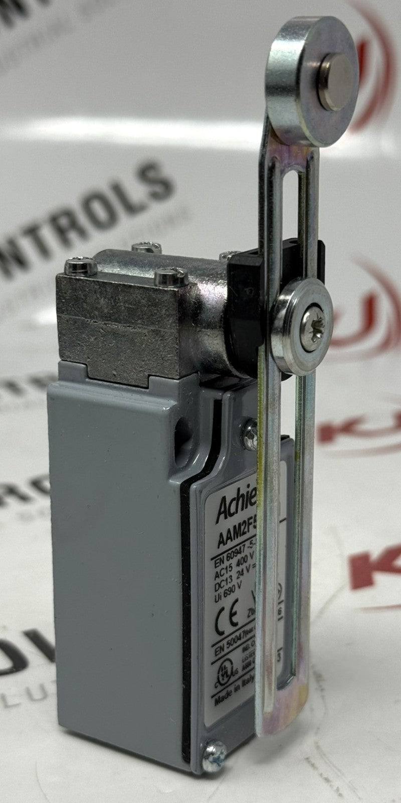 AutomationDirect AAM2F53Z11 IEC Limit Switch Roller Lever3