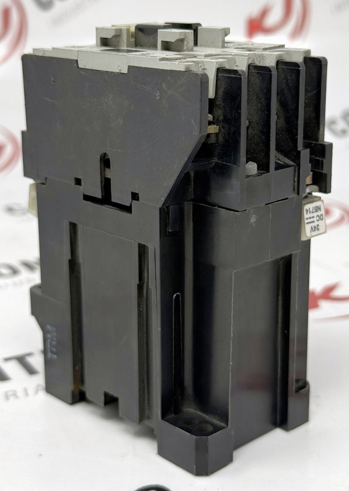 Allen-Bradley 100-A12NZ243 3-Pole 12A Contactor 24VDC Coil3