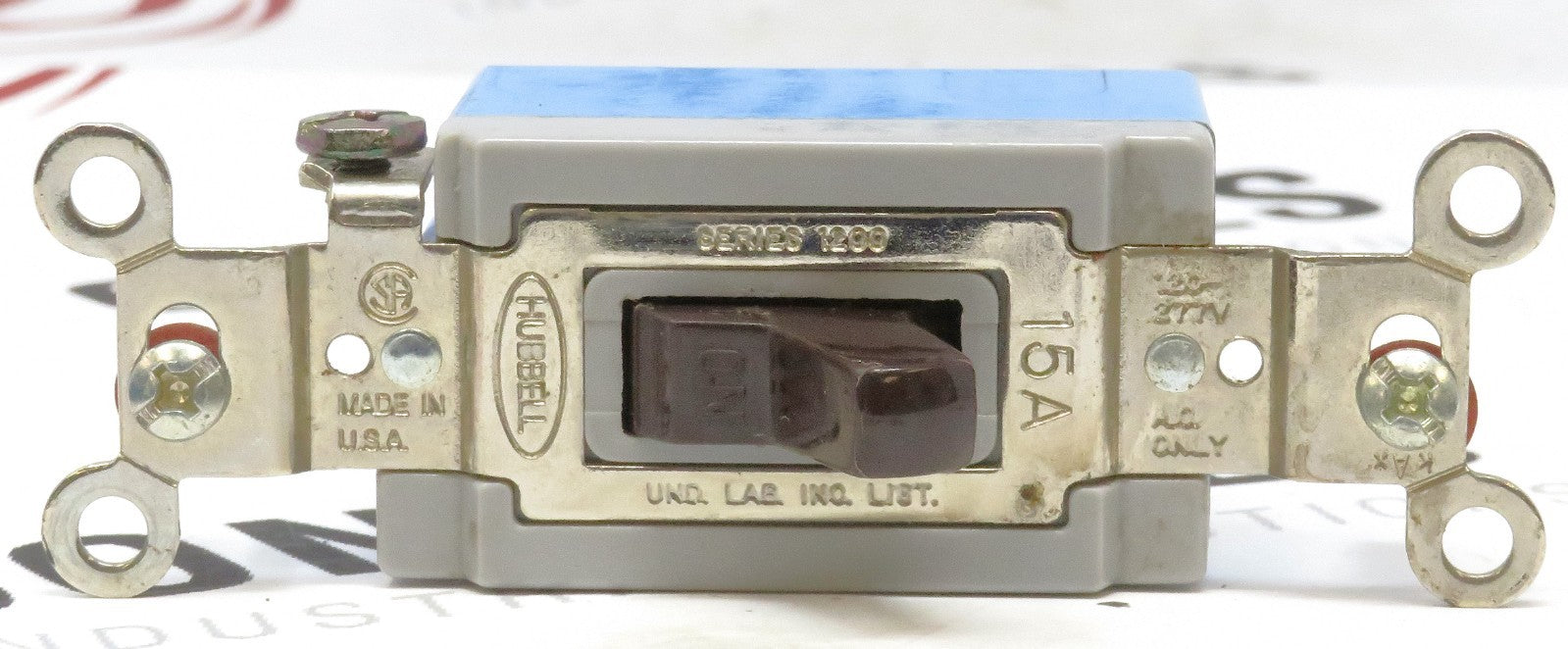 Hubbell Series 1200 15A 120/277V AC Toggle Switch Heavy Duty3
