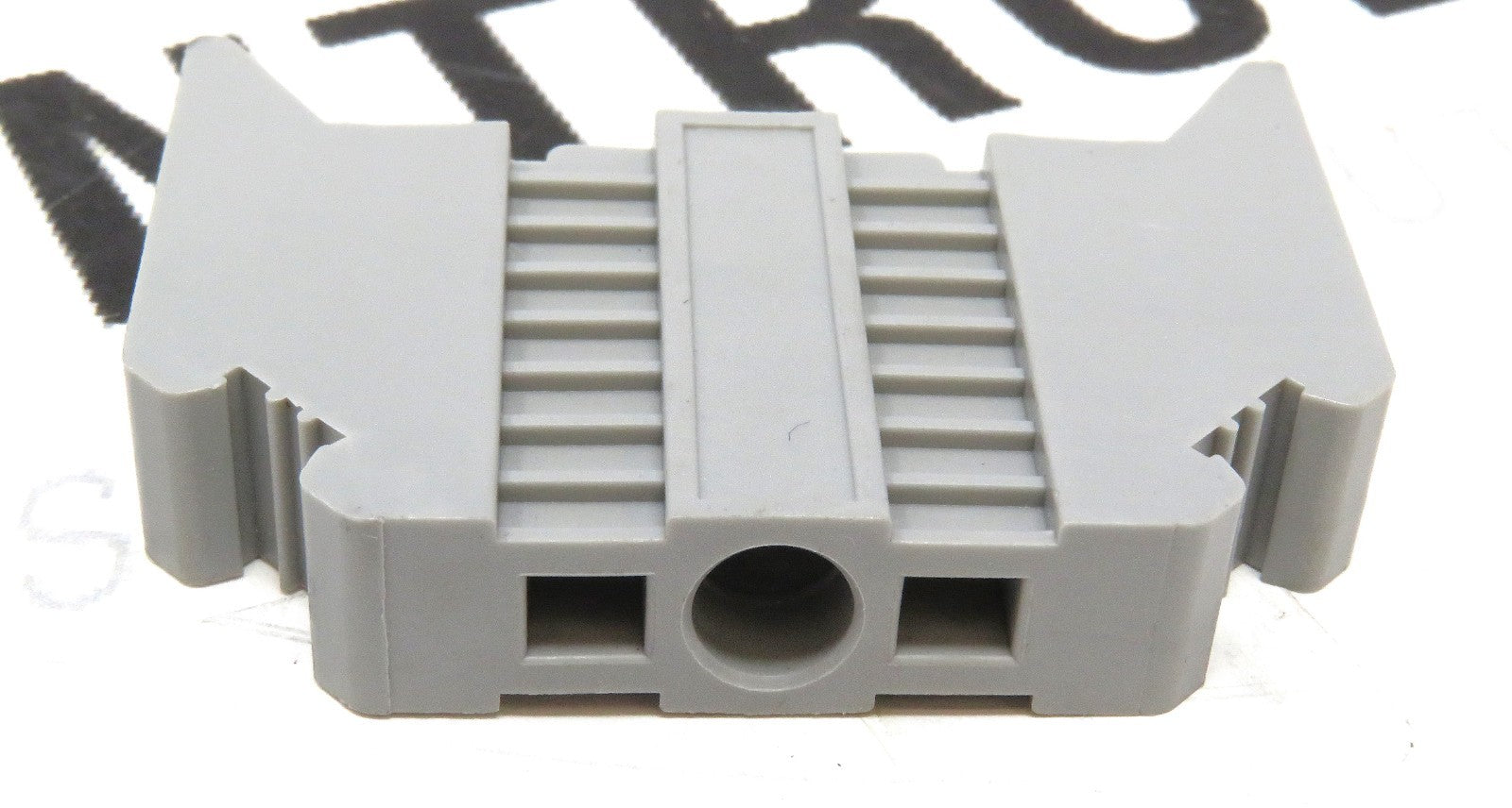 Eaton XBAES35C Terminal Block End Stop Clip 35mm DIN Rail 1 Screw Mount (Lot/4)2