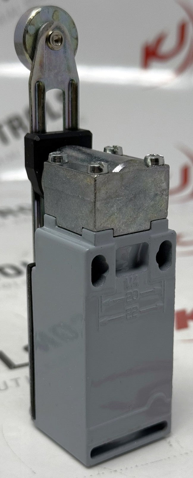 AutomationDirect AAM2F53Z11 IEC Limit Switch Roller Lever4