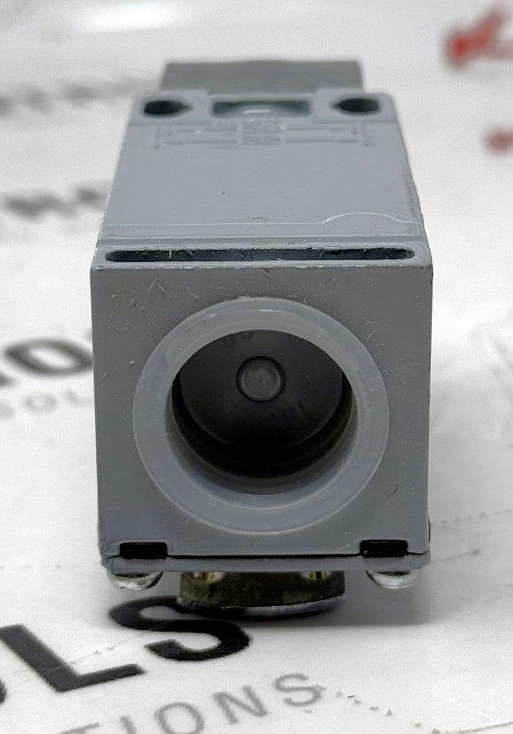 AutomationDirect AAM2F53Z11 IEC Limit Switch Roller Lever5