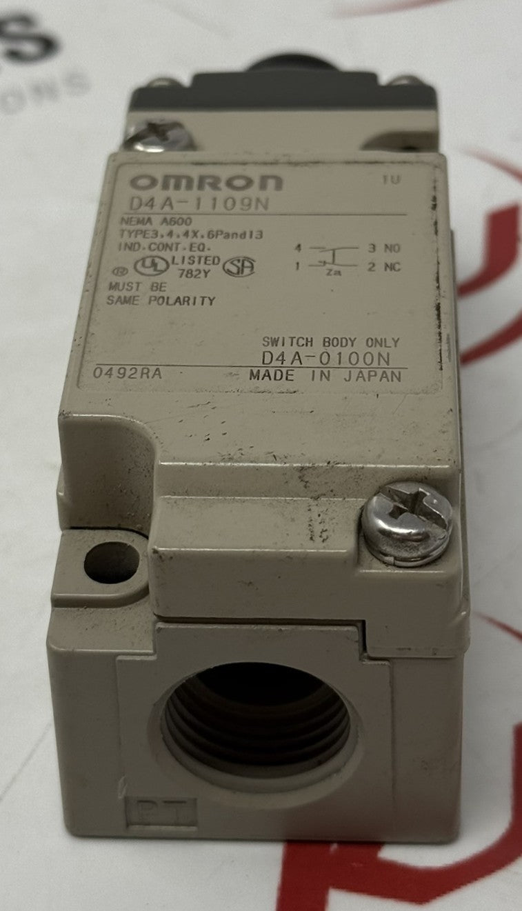 Omron D4A-1109N Heavy-Duty Limit Switch 125VAC 2A4