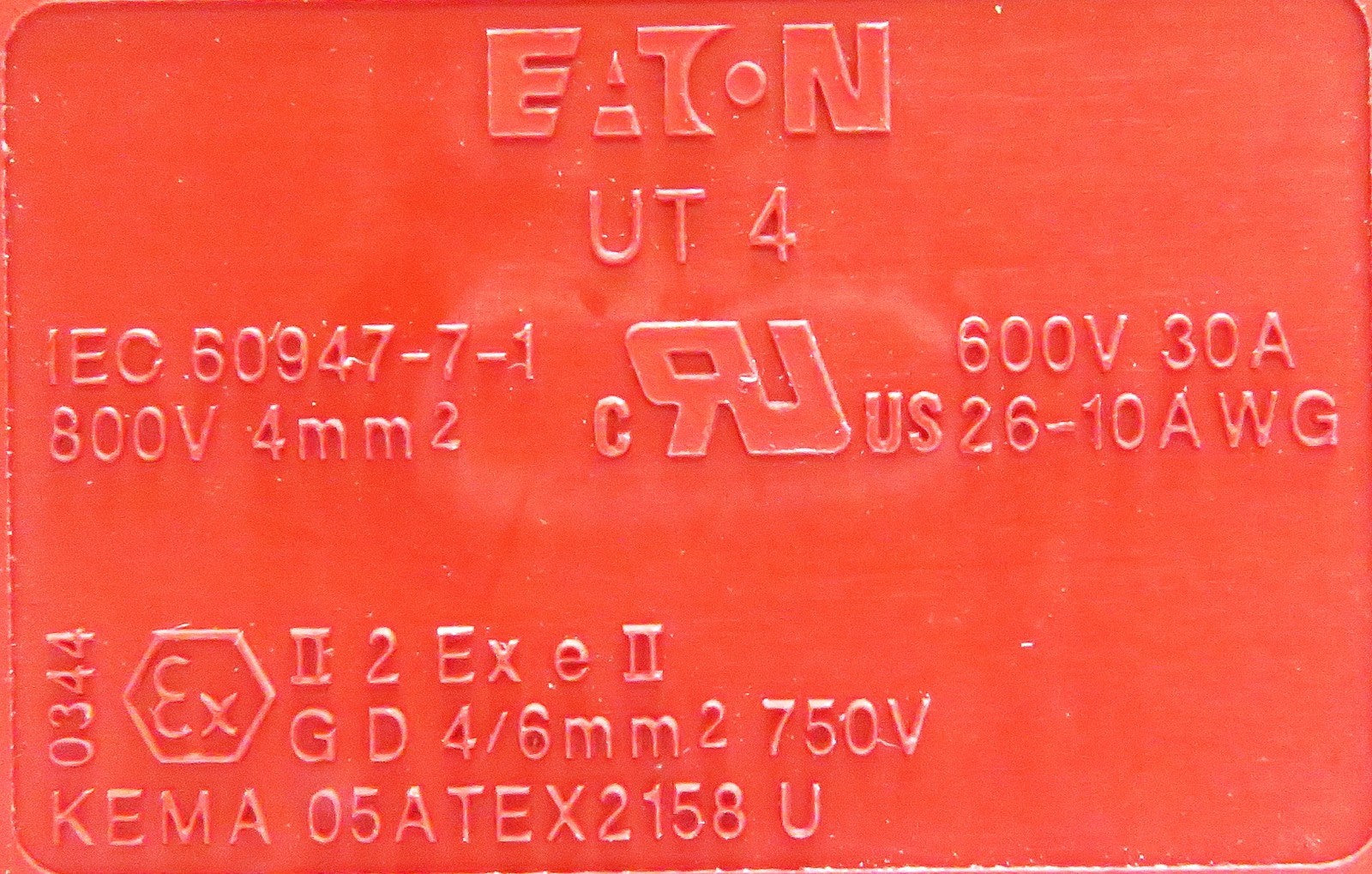 Eaton UT4RD Terminal Blocks Red 800V 30A 4mm² 26-10AWG DIN Rail (Lot of 4)3