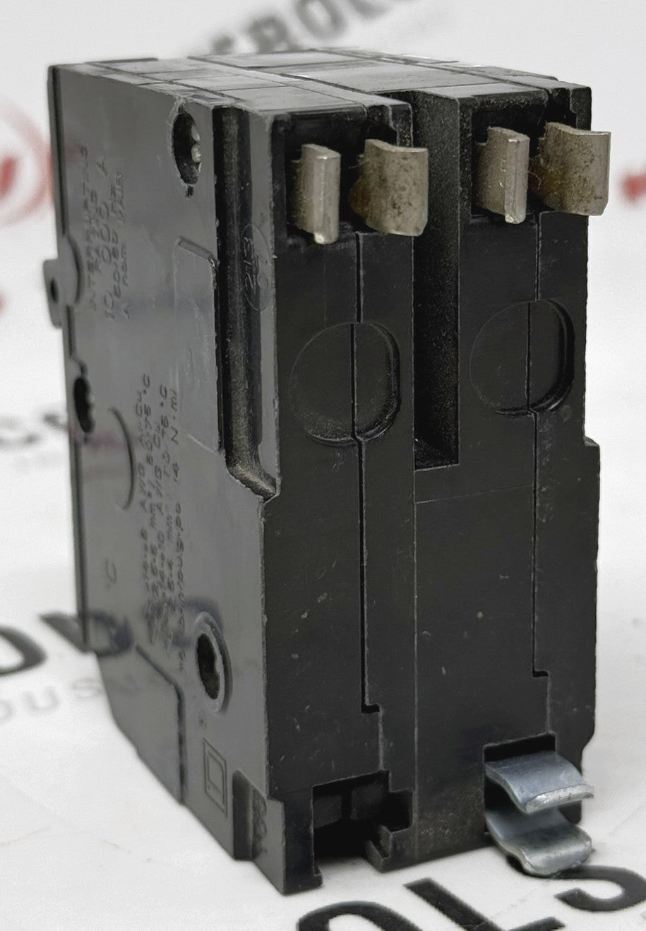 Square D QO215 2-Pole 15A 120/240VAC Plug-In Circuit Breaker2