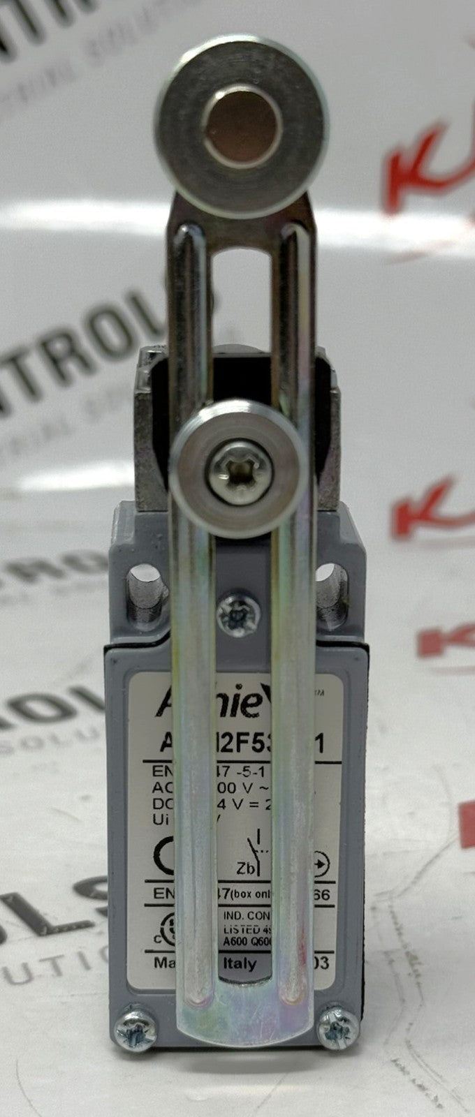AutomationDirect AAM2F53Z11 IEC Limit Switch Roller Lever2