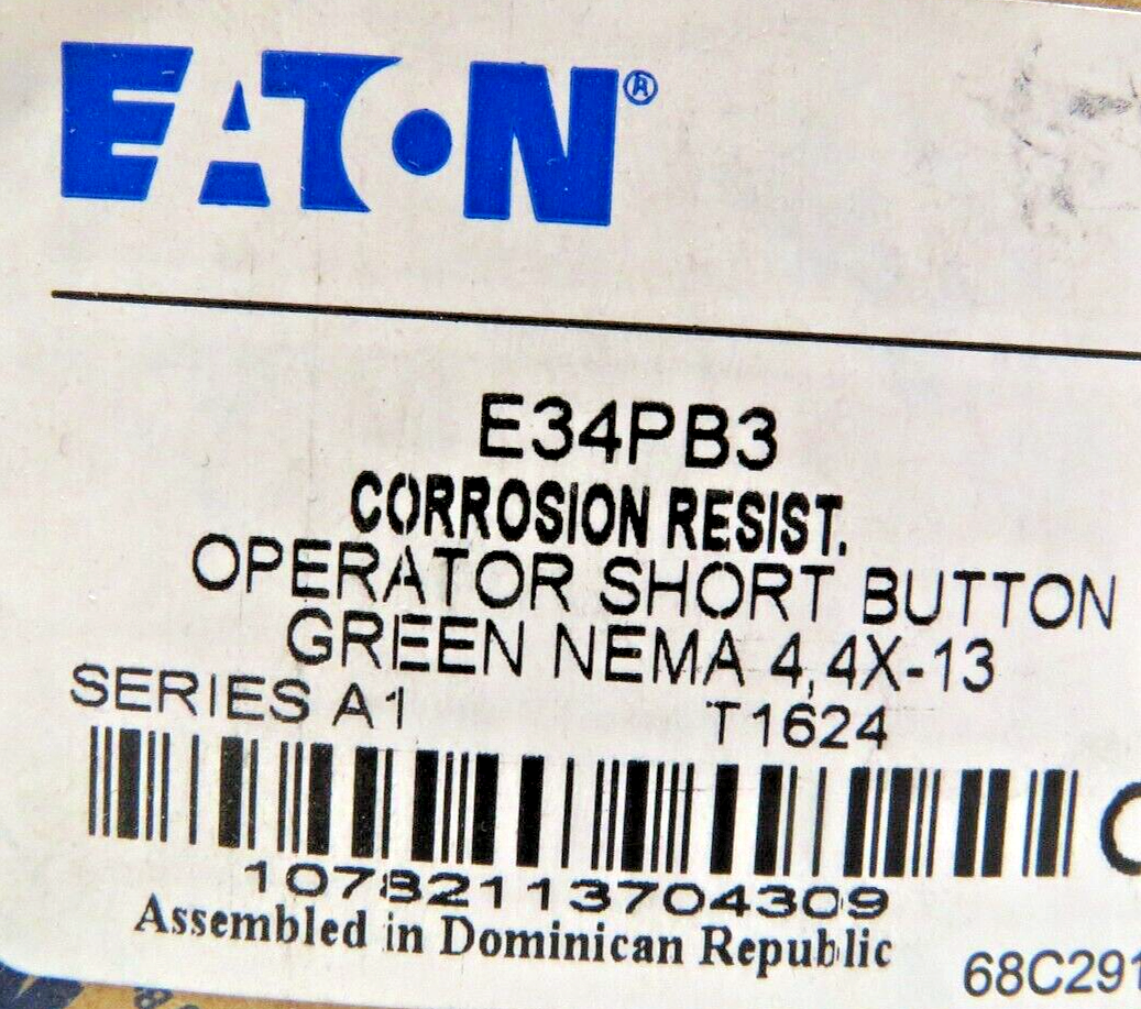 Eaton E34PB3-1PSP33X Corrosion Resistant 30.5mm Green Flush Momentary Pushbutton