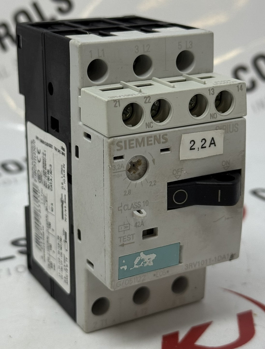 Siemens 3RV1011-0CA15 Adjustable Circuit Breaker 0.18-0.25A 690V 3-Pole0