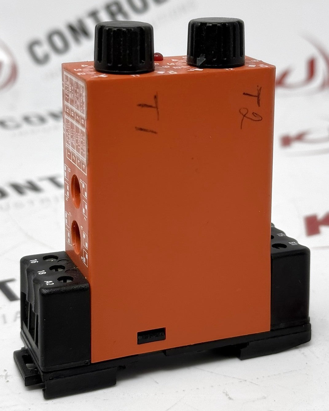 Foxtam YRD.S-110VAC-24VAC/DC Asymmetrical Cyclic Timer Relay 10A2