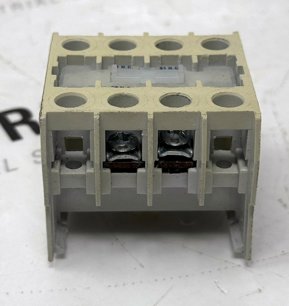 Cutler-Hammer C320KGT5 Top Aux Contact 10A 600VAC2